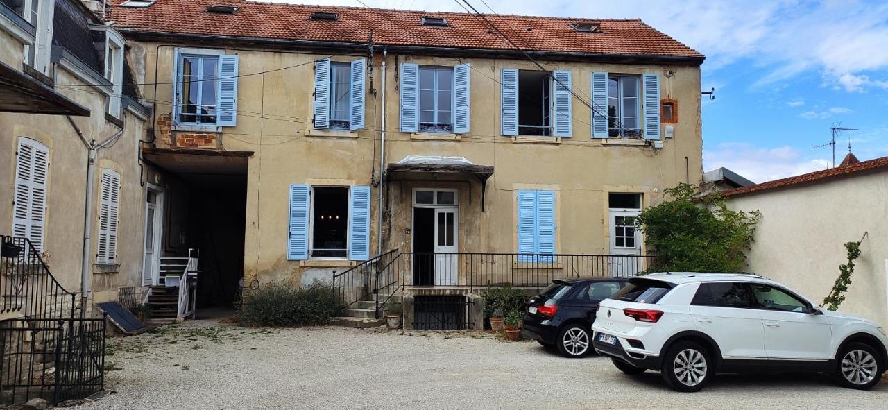 La Petite Cour * Beaune (Cote d'Or)